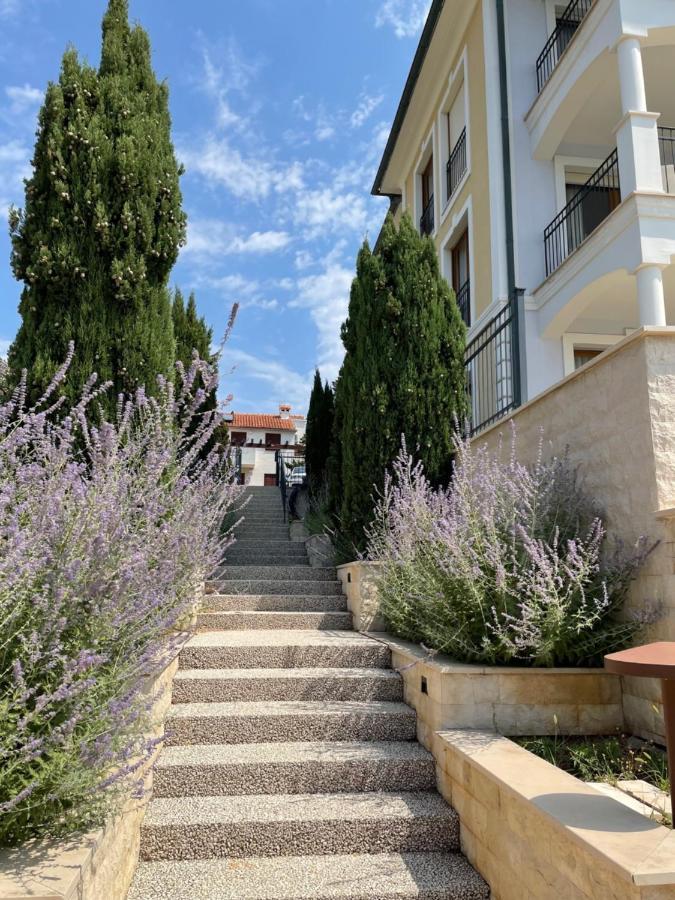 Povile Suites Esterno foto